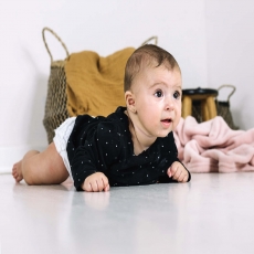De la naissance aux premiers pas