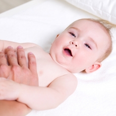 Ateliers massage pour le 2-10 mois